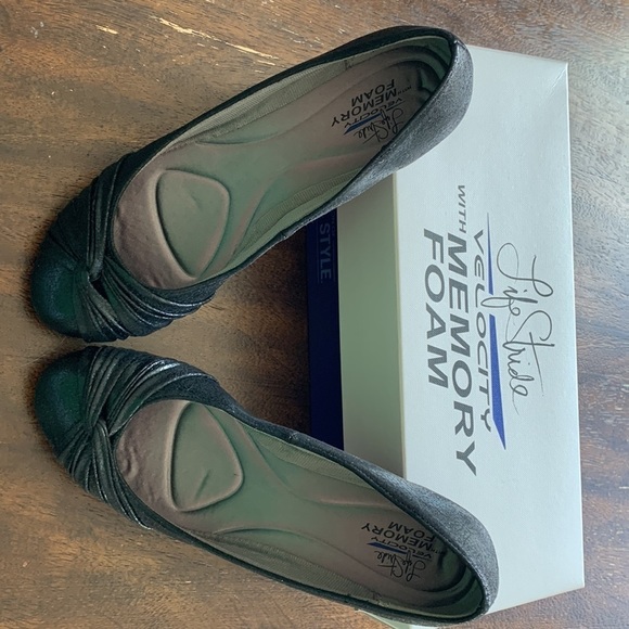 Life Stride Velocity with Memory Foam Black Shoes - Picture 3 of 4